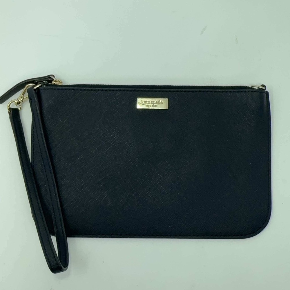 Kate Spade Cedar Street Bee Black Saffiano Leather Wristlet WLRU1770 Minimalist